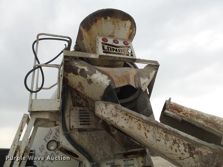 image for item DE3630 2004 Sterling L8500 ready mix truck