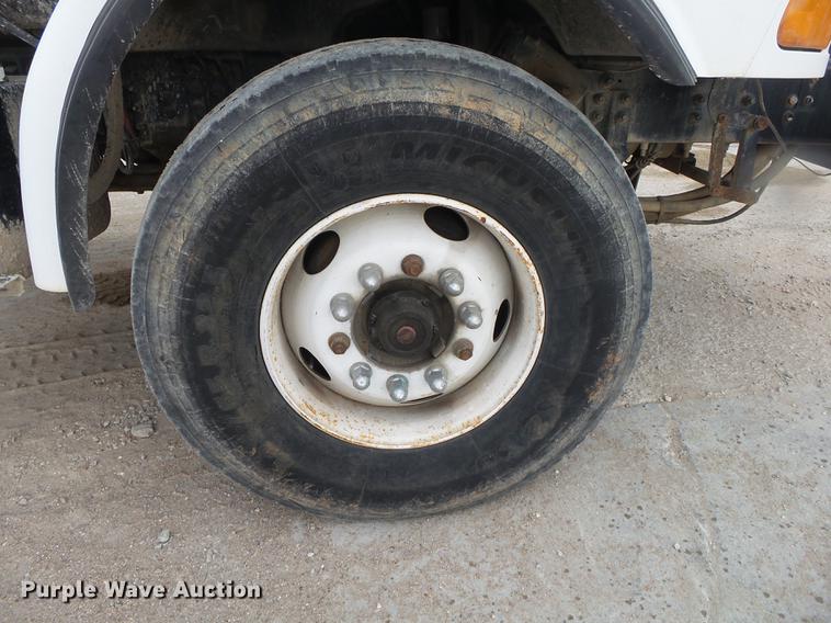 image for item DE3630 2004 Sterling L8500 ready mix truck