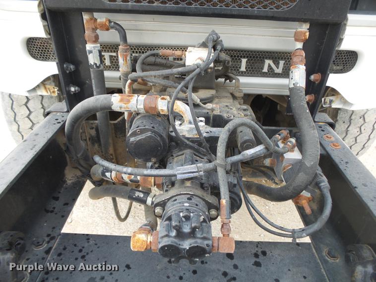 image for item DE3630 2004 Sterling L8500 ready mix truck