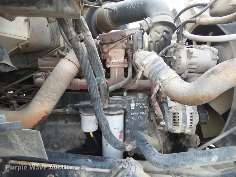 image for item DE3630 2004 Sterling L8500 ready mix truck