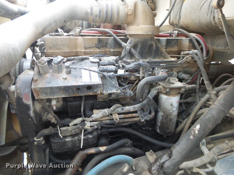 image for item DE3630 2004 Sterling L8500 ready mix truck