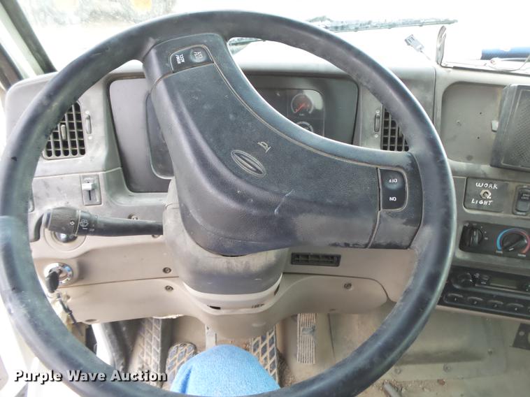 image for item DE3630 2004 Sterling L8500 ready mix truck