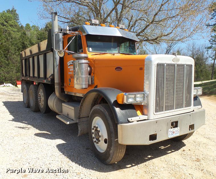 image for item DE3631 1991 Peterbilt 379 dump truck
