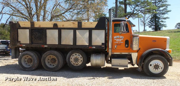 image for item DE3631 1991 Peterbilt 379 dump truck