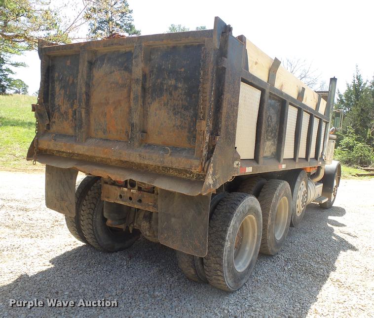 image for item DE3631 1991 Peterbilt 379 dump truck
