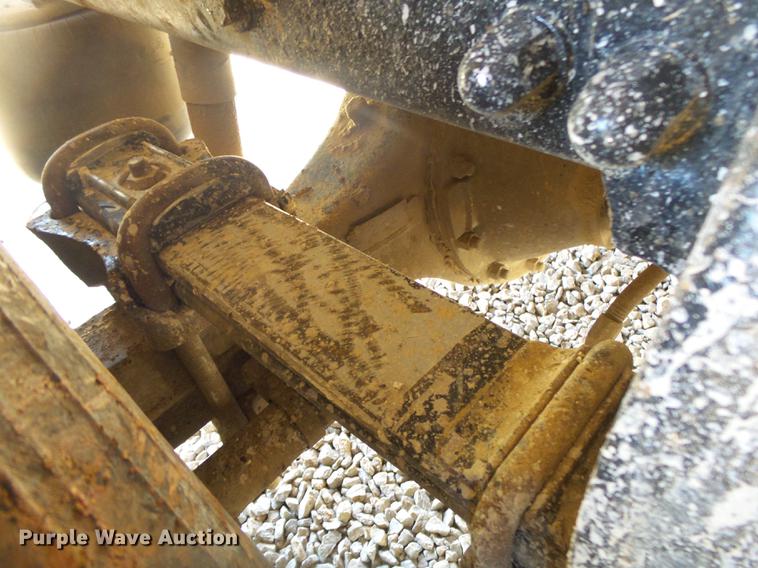 image for item DE3631 1991 Peterbilt 379 dump truck