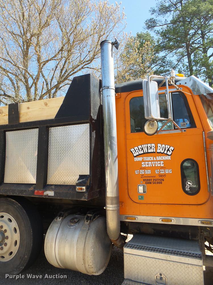 image for item DE3631 1991 Peterbilt 379 dump truck