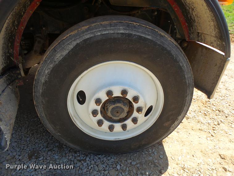 image for item DE3631 1991 Peterbilt 379 dump truck