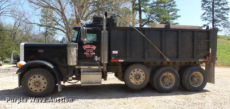 image for item DE3632 1993 Peterbilt 379 dump truck