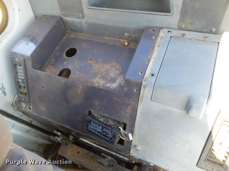 image for item DE3634 1997 Kobelco SK150LC excavator