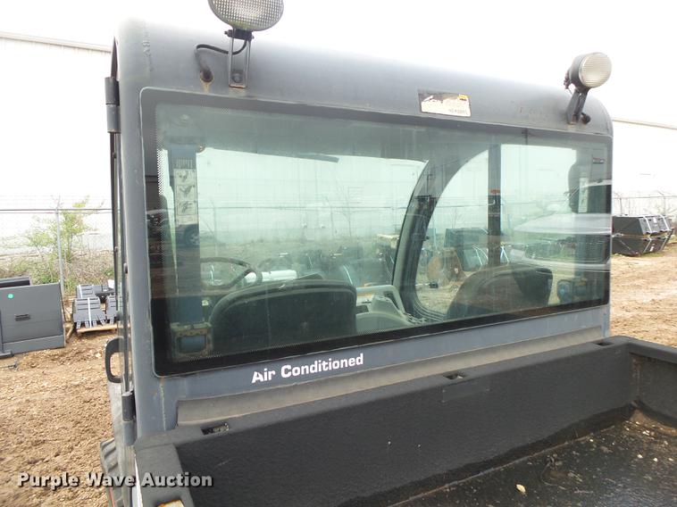 image for item DE3636 Bobcat Toolcat 5600 utility work machine