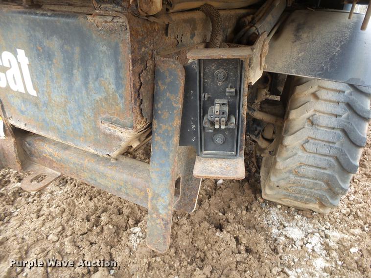 image for item DE3636 Bobcat Toolcat 5600 utility work machine