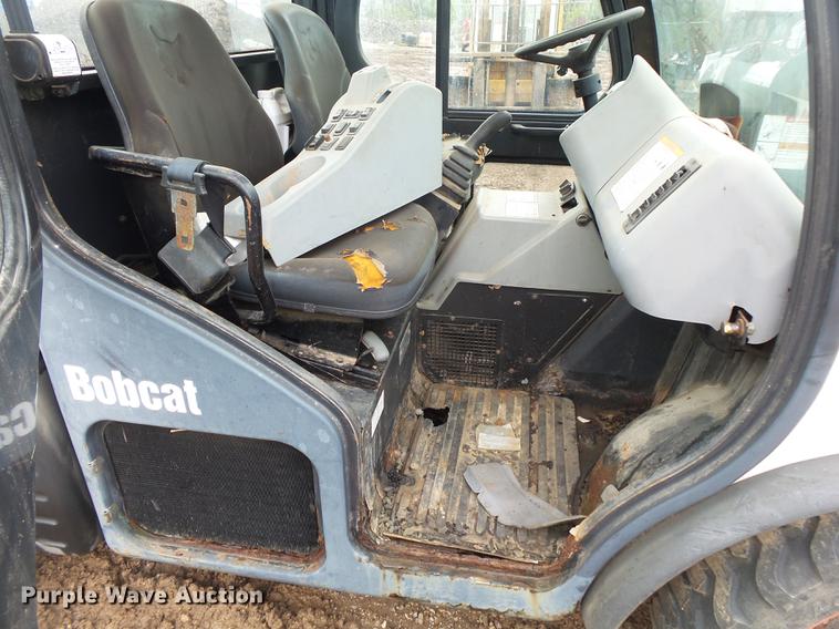 image for item DE3636 Bobcat Toolcat 5600 utility work machine
