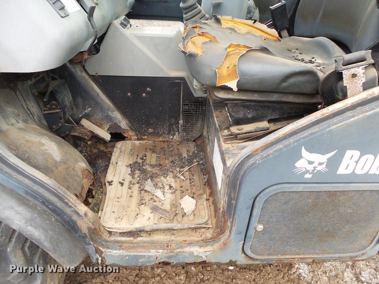 image for item DE3636 Bobcat Toolcat 5600 utility work machine