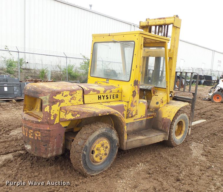 image for item DE3637 Hyster Challenger 150 forklift