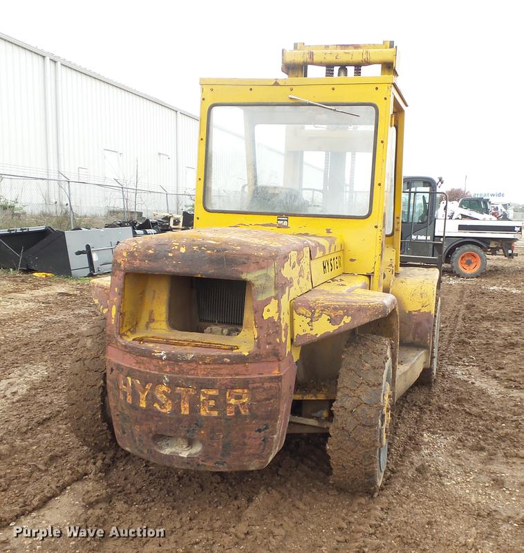 image for item DE3637 Hyster Challenger 150 forklift