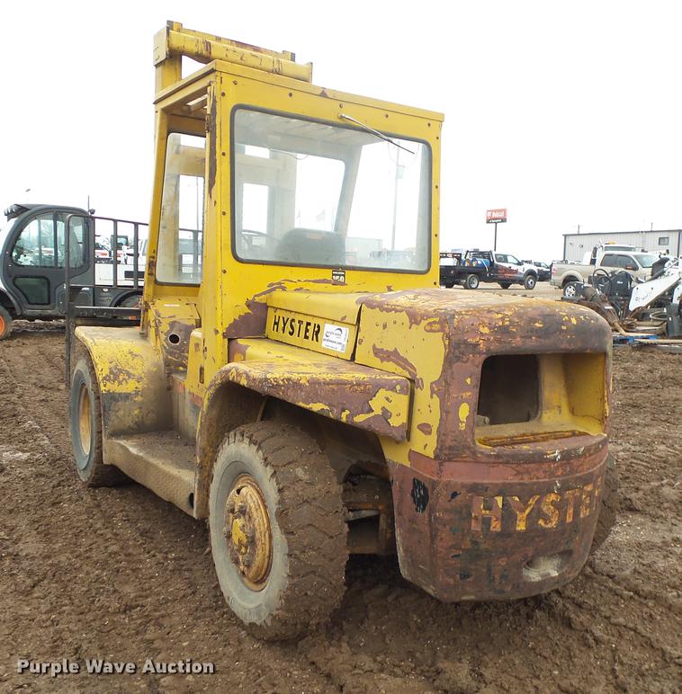 image for item DE3637 Hyster Challenger 150 forklift