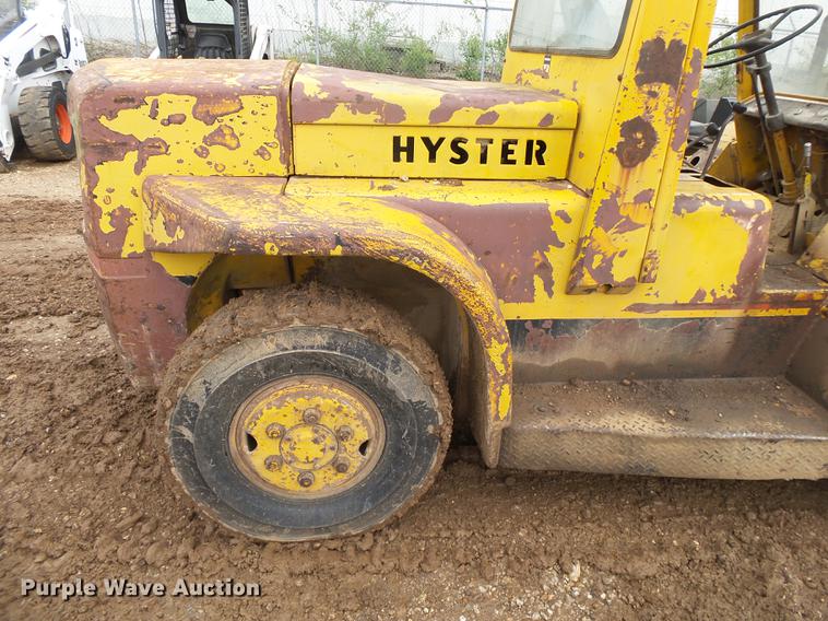 image for item DE3637 Hyster Challenger 150 forklift