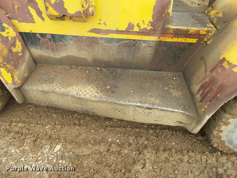 image for item DE3637 Hyster Challenger 150 forklift