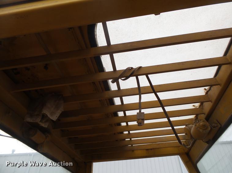 image for item DE3637 Hyster Challenger 150 forklift