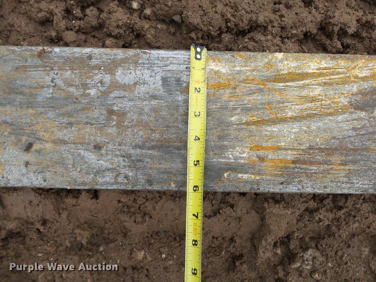 image for item DE3637 Hyster Challenger 150 forklift