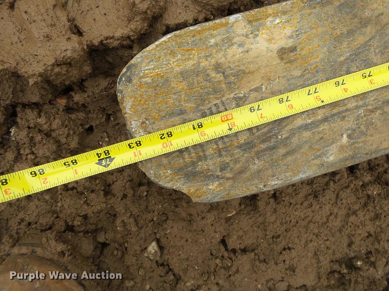 image for item DE3637 Hyster Challenger 150 forklift