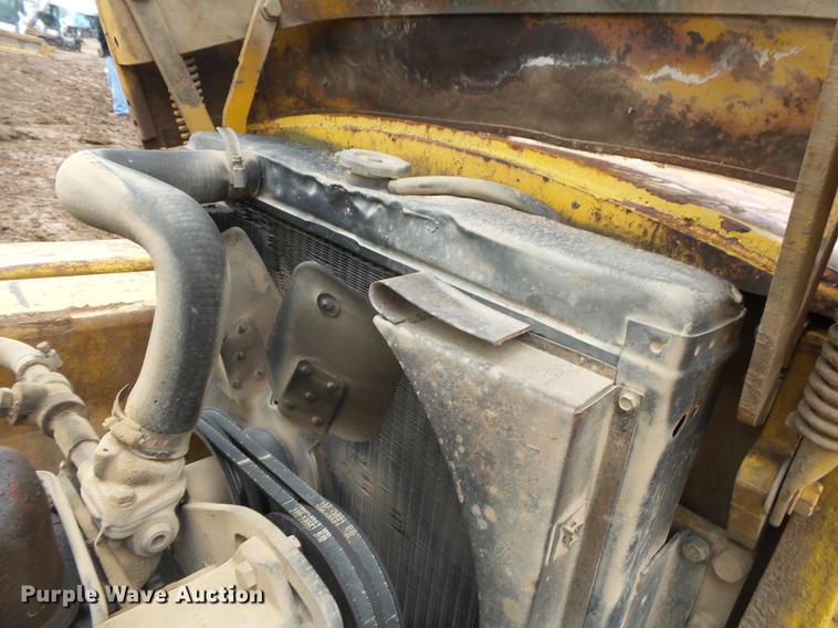 image for item DE3637 Hyster Challenger 150 forklift