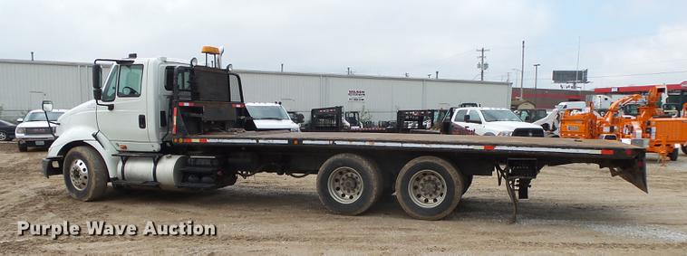 image for item DE3638 2007 International TranStar 8600 rollback truck