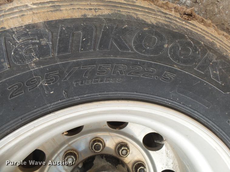 image for item DE3638 2007 International TranStar 8600 rollback truck