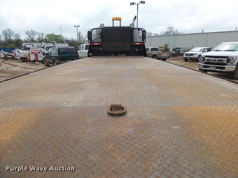 image for item DE3638 2007 International TranStar 8600 rollback truck