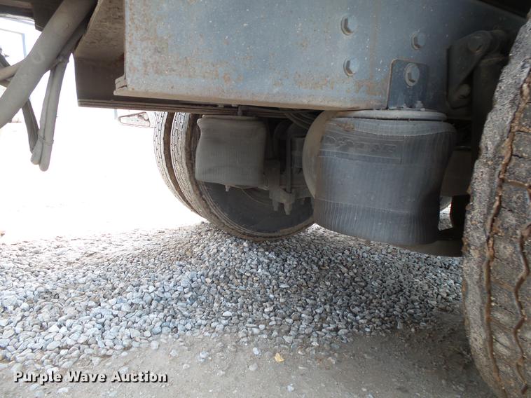 image for item DE3638 2007 International TranStar 8600 rollback truck