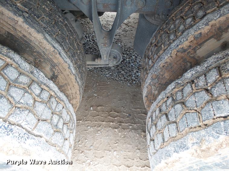 image for item DE3638 2007 International TranStar 8600 rollback truck