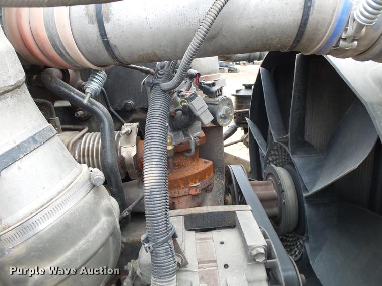 image for item DE3638 2007 International TranStar 8600 rollback truck