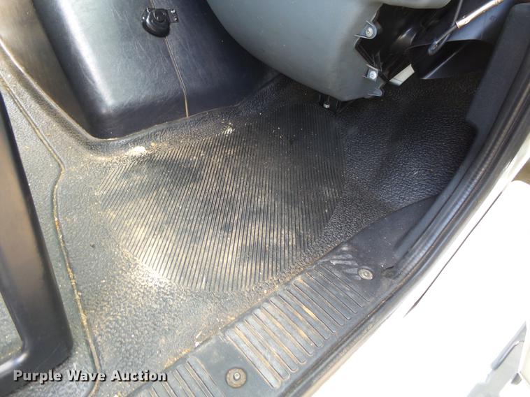 image for item DE3638 2007 International TranStar 8600 rollback truck