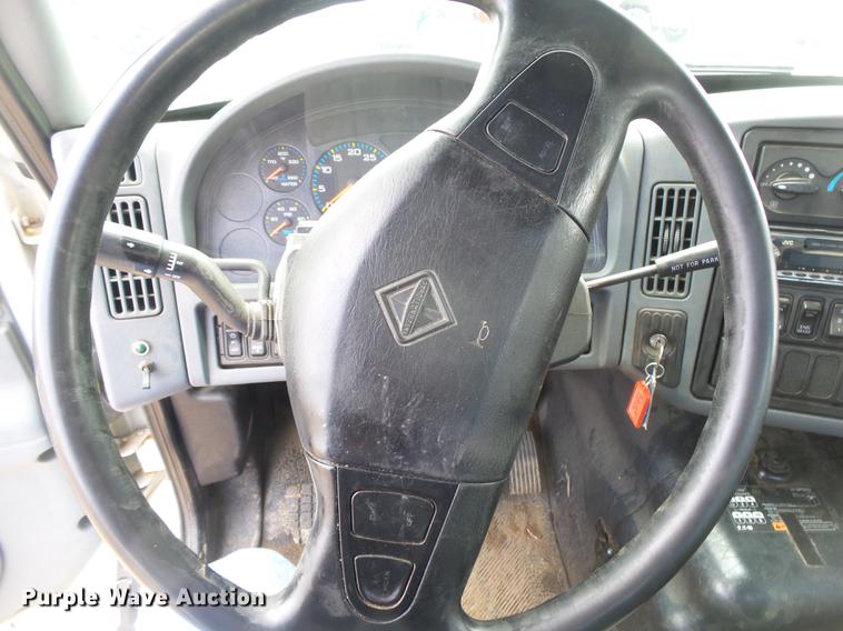 image for item DE3638 2007 International TranStar 8600 rollback truck