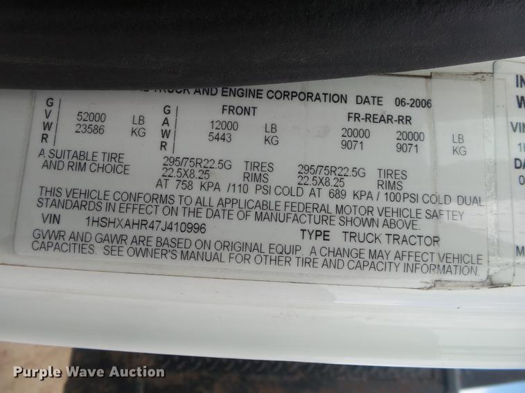 image for item DE3638 2007 International TranStar 8600 rollback truck