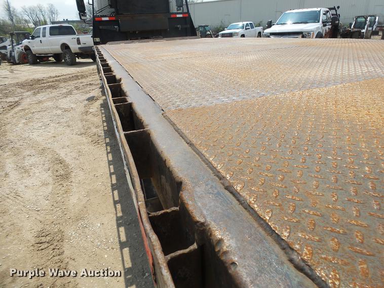 image for item DE3638 2007 International TranStar 8600 rollback truck