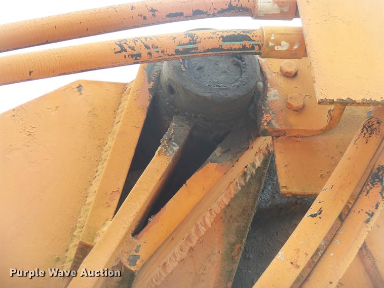 image for item DE3643 1979 Lull 844 Highlander telehandler