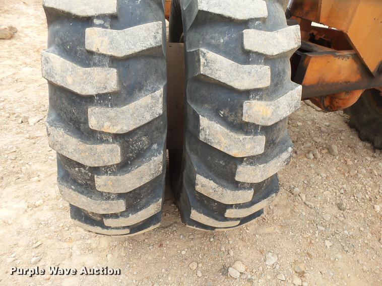 image for item DE3643 1979 Lull 844 Highlander telehandler