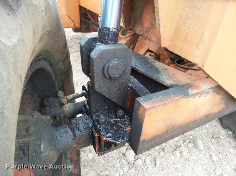 image for item DE3643 1979 Lull 844 Highlander telehandler