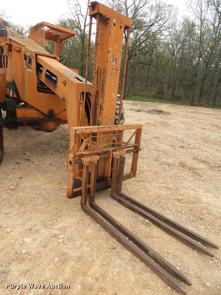 image for item DE3643 1979 Lull 844 Highlander telehandler