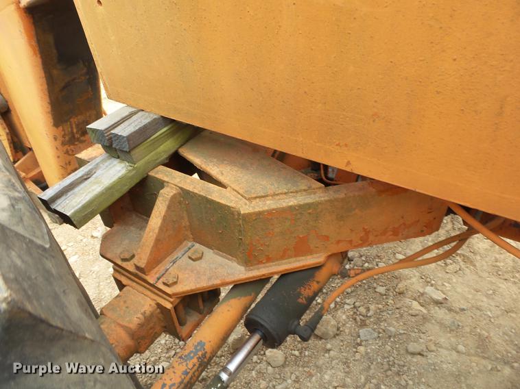 image for item DE3643 1979 Lull 844 Highlander telehandler