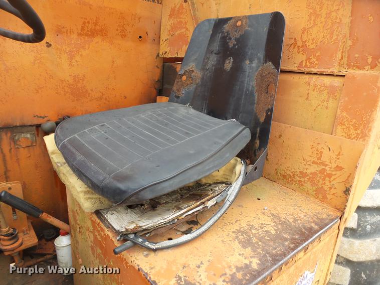 image for item DE3643 1979 Lull 844 Highlander telehandler