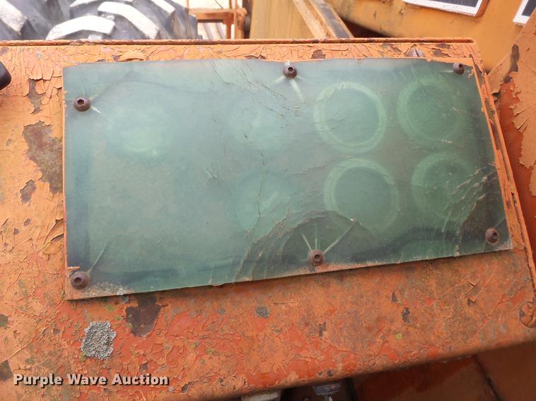 image for item DE3643 1979 Lull 844 Highlander telehandler