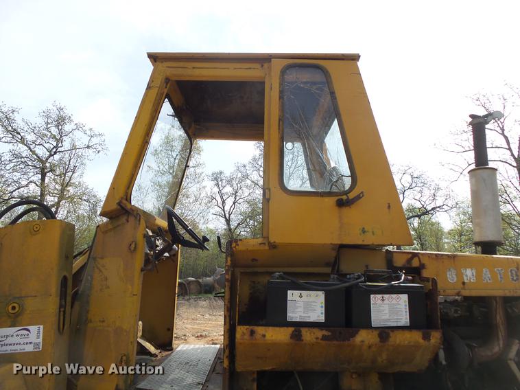 image for item DE3644 Owatonna 880 wheel loader