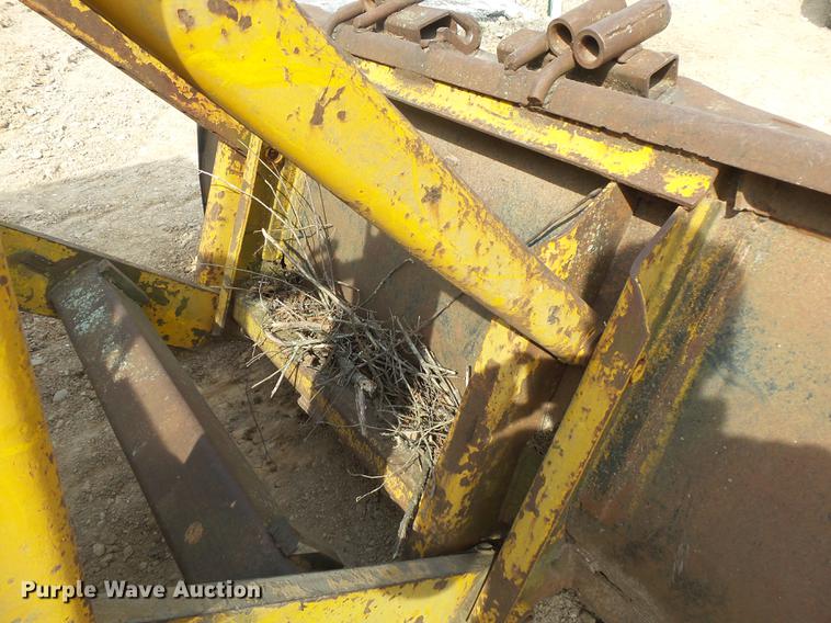 image for item DE3644 Owatonna 880 wheel loader