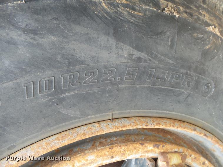 image for item DE3645 1986 GMC TopKick dump truck