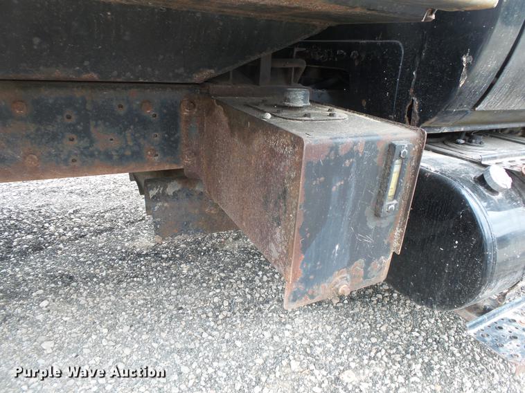 image for item DE3645 1986 GMC TopKick dump truck