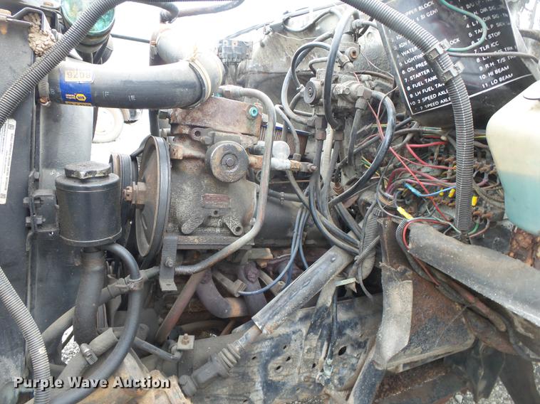 image for item DE3645 1986 GMC TopKick dump truck