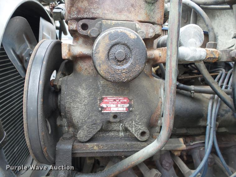 image for item DE3645 1986 GMC TopKick dump truck